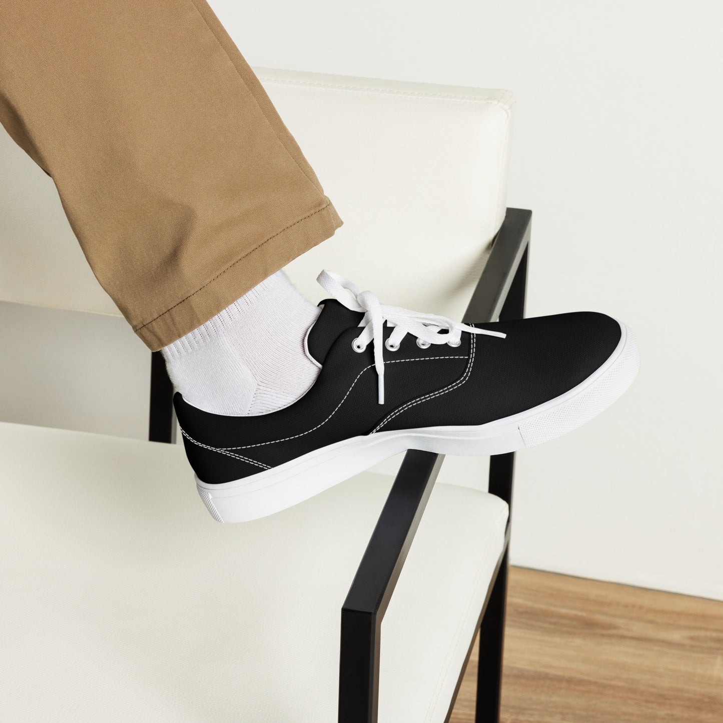 Black "The Classic's" Low Lace-up Canvas Shoes (Men's)