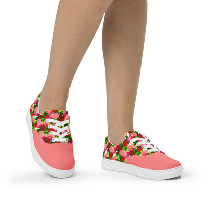 Women’s lace-up canvas shoes